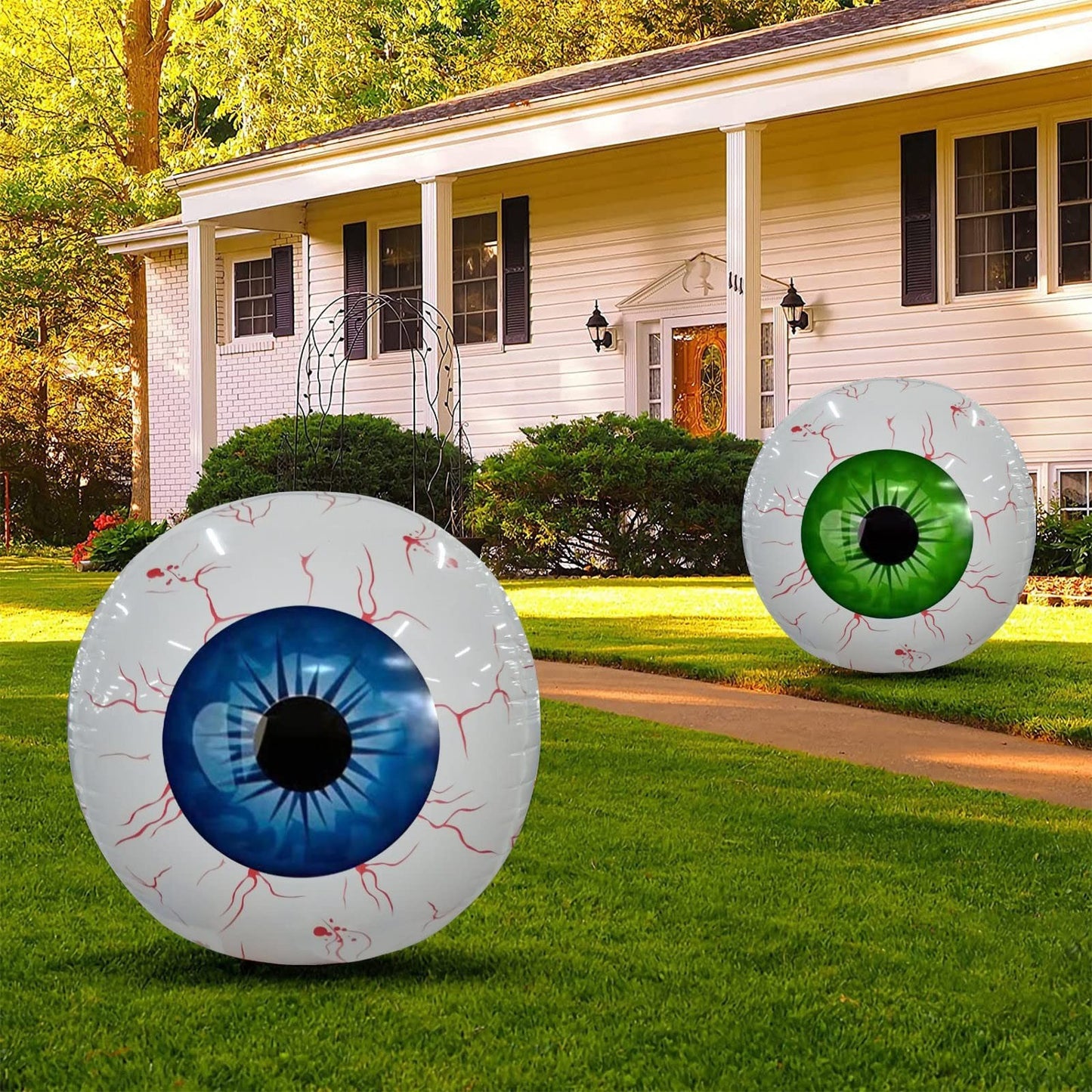 Get Spooky with Our Bloodshot Eyeball Balloon – The Inflatable That'll Make You Scream!